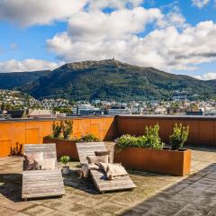 Leilighet i topp etasje med flott stor takterrasse