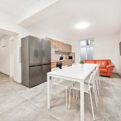 Tolstov Apartments - 3 , 4 and 5 Room Apartments - 20 Min zur Messe DUS
