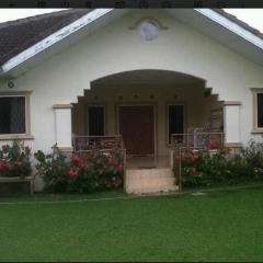 Villa disewakan di coolibah puncak