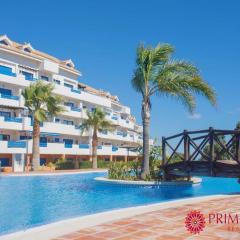 Duquesa Suites Gardens ground floor close to Port, beach