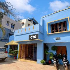 OYO Flagship A1 Residency