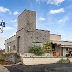 Selkirk Motel