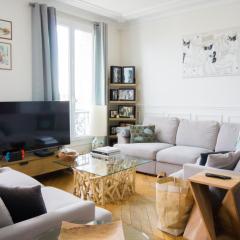 EXIGEHOME-Appartement cosy avec vue sur la tour Eiffel