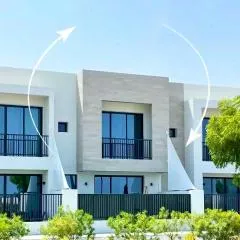 Luxury Villas with Beach Access by VB Homes
