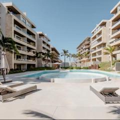 Precioso estudio con balcón, gran ubicación en Cabo San Lucas - Estacionamiento gratis