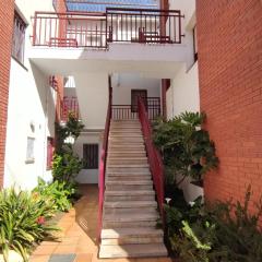 Apartamento acogedor cerca del centro y playa en Platja d'Aro, con balcón y cocina equipada - ES-209-44