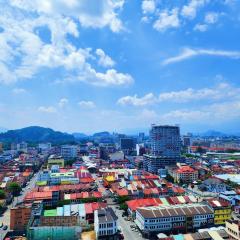 Ipoh Town The Majestic Tower 5 PAX Air-Con Suite