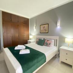 Albufeira Central 8 by Homing