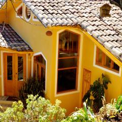 La Casa de las Aves - Architect's House/ Amazing view & garden