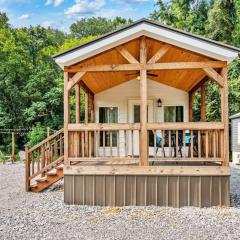 6 A Little Wanderlust Lux Tiny House, Firepit, Boat Parking, 5 Mins to Lake, Downtown