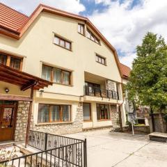 Panoramic Center Villa