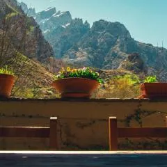 Albergue de Caín "El Diablo de la peña"