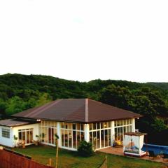 Teresa's Farm with Hilltop Pool