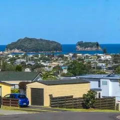 Hosts on the Coast - Tranquillity on the Hill