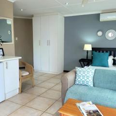 Suite 11- Deja' Blu Bed and Breakfast- East London