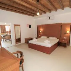Tris Ekklisies Seaside Beach Apartment - Liviko