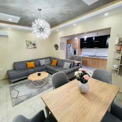 Mishel House - Lovely rental unit in CityCenter