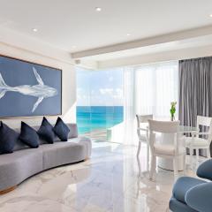 Beachfront Ocean View-boutique apartment •Gym •Spa