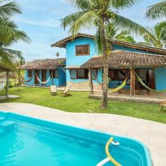 Recanto de tranquilidade próximo a Morro e Boipeba. Casa espaçosa com piscina a 5 minutos a pé da Praia.