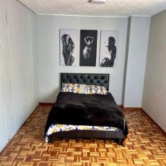 Comfy Bed Quito Bedroom