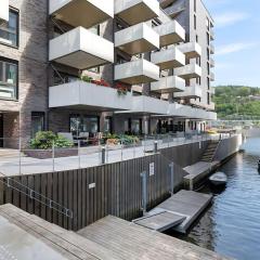 Sørenga MUNCH ved kanalen - egen terrasse uteplass