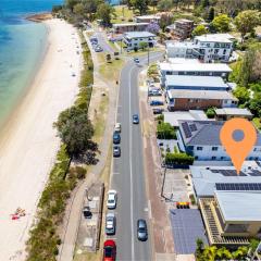 Silver Sands, 29B Victoria Pde - across the road to the water