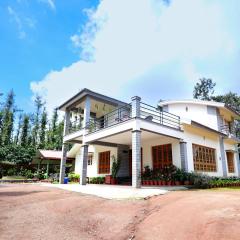 Kodebailu Homestay - 3BH Full Villa, Home Food, Coffee Estate