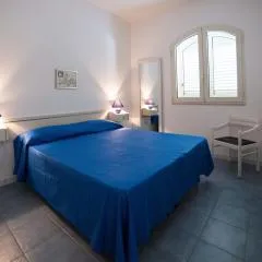 Le Bianche ville con patio privato a un passo dal mare