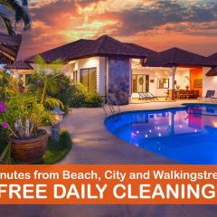 Pattaya Hill minutes from the beach and City Pattaya