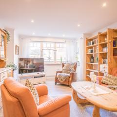 Bi Fries to Hus "Bi Fries to Hus", Whg Gode Stuv