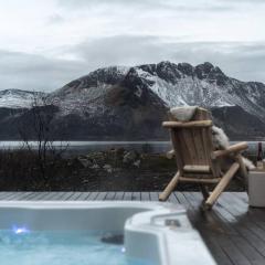 Luksushytte med Jacuzzi, Summer&Winter Retreat