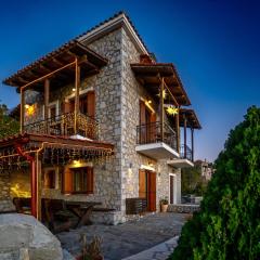 Rock Dandy Deluxe Chalet in Arachova - Delphi, Sauna, Prv Parking, Amazing View