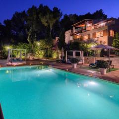 Delightful Ibiza Villa - Spectacular Mountain Views - Villa Jasmine - 4 Bedrooms - Ibiza Town