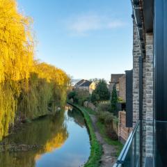 Charming 3-Bed - Loft Style House in York