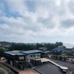 Punta Lobos Beachfront House, Taivarua