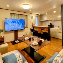 Best Value Stay, Immerse in Local Culture, Prime Location & Fast WiFi