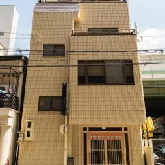 大阪道顿堀 铁甲猫の家