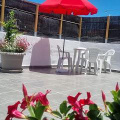 Amplio apartamento con terraza privada, piscina compartida en Arico