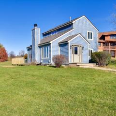 Cozy Illinois Abode with Deck and Grill, Near Golfing!