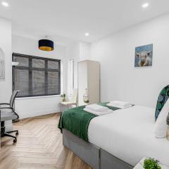 West London garden luxury apartment near elizabeth line