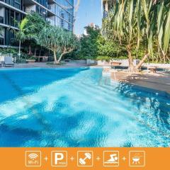 Inner-city 1 bedroom Apartment Parking and Pool