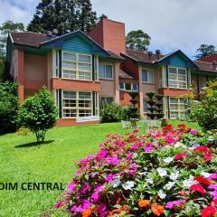 Apartamento Duplex, Climatizado, Próximo ao Lago