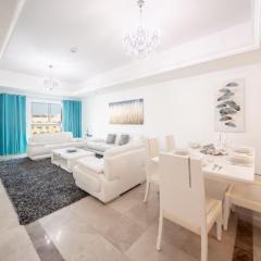 Stylish Urban Retreat 1BR Gem Fairmont Residence - 90AB2