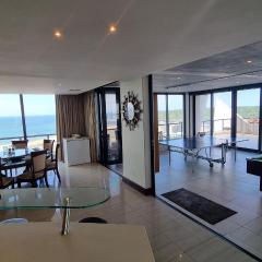 Accommodation Front - Grand Penthouse with Panoramic Views