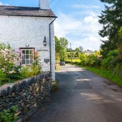 Damson Cottage - Chocolate Box Cottage in Crook, near Bowness