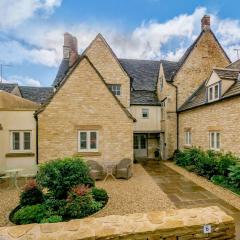 1 bed property in Tetbury 79151