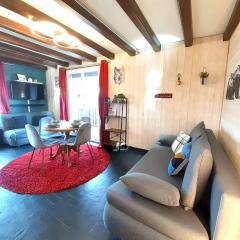 Studio spacieux pour 4 personnes à 1700m avec balcon, accès direct aux pistes et équipements complets. - FR-1-457-290