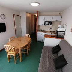 Appartement Saint-François-Longchamp, 2 pièces, 6 personnes - FR-1-635-109