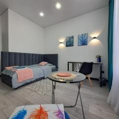 Warm room for girls with shared bathroom and kitchen near Mega Park