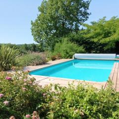 House near Chateau de Bonaguil with private pool